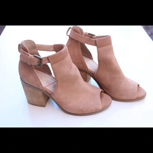 Sole Society Ferris booties